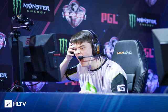 西的方式就 西的方式就